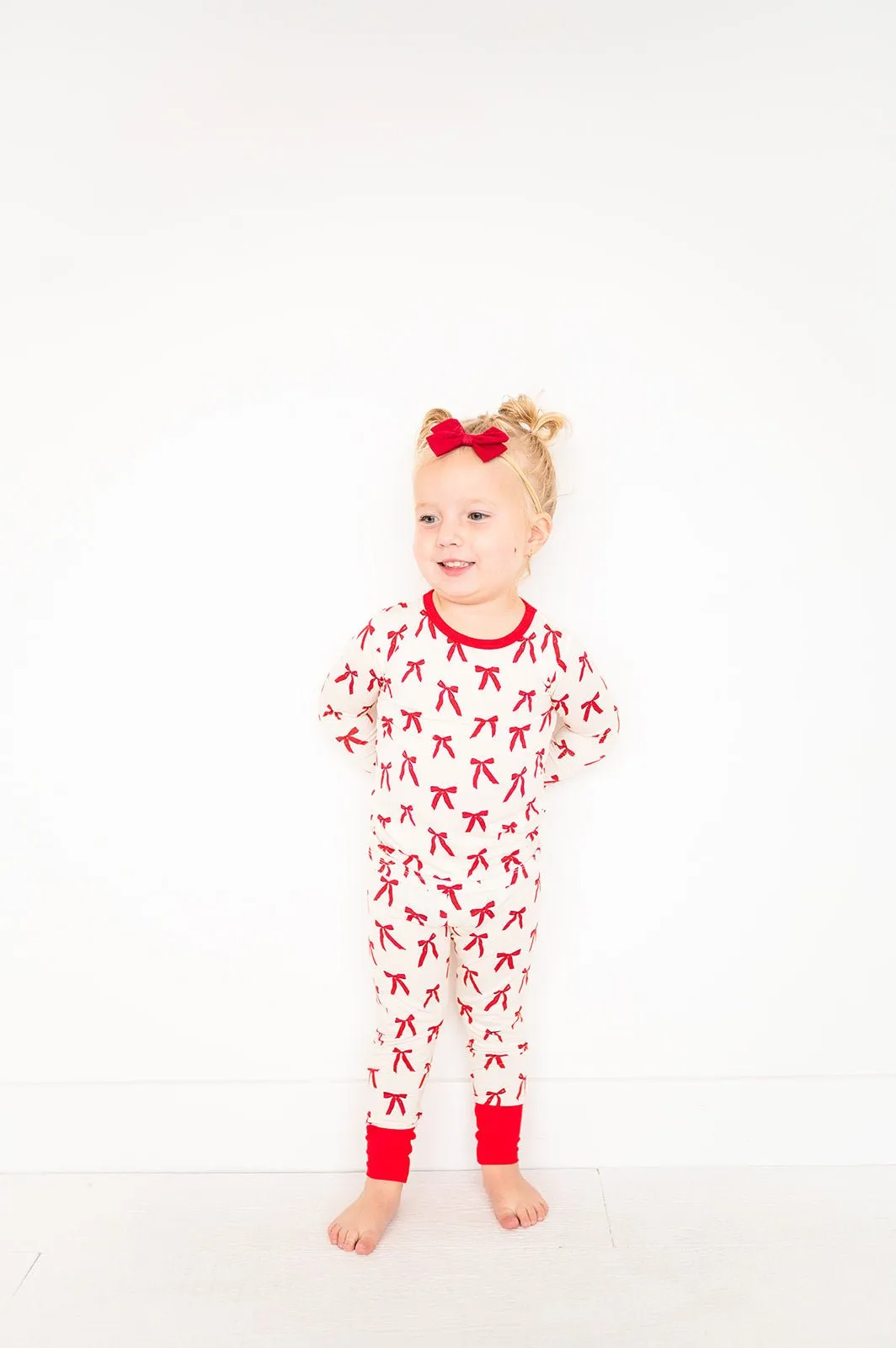 Two-Piece Pajama Set - Red Bows